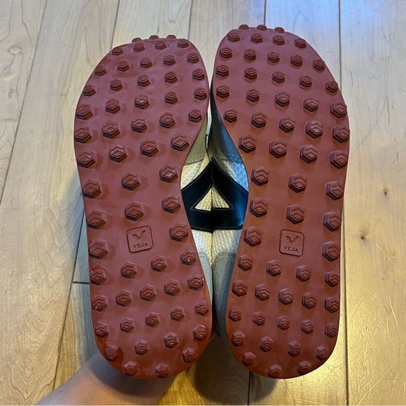 Veja Rio Branco Alveomesh Gravel Nautico Sneakers gray navy white size eight (8) - Picture 9 of 10